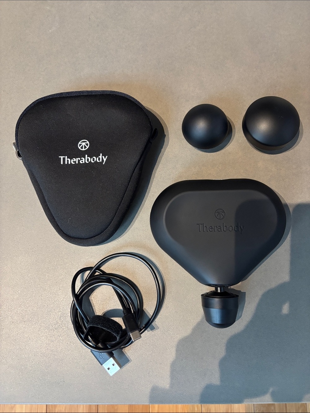 THERABODY THERAGUN MINI BLACK HARDLY USED